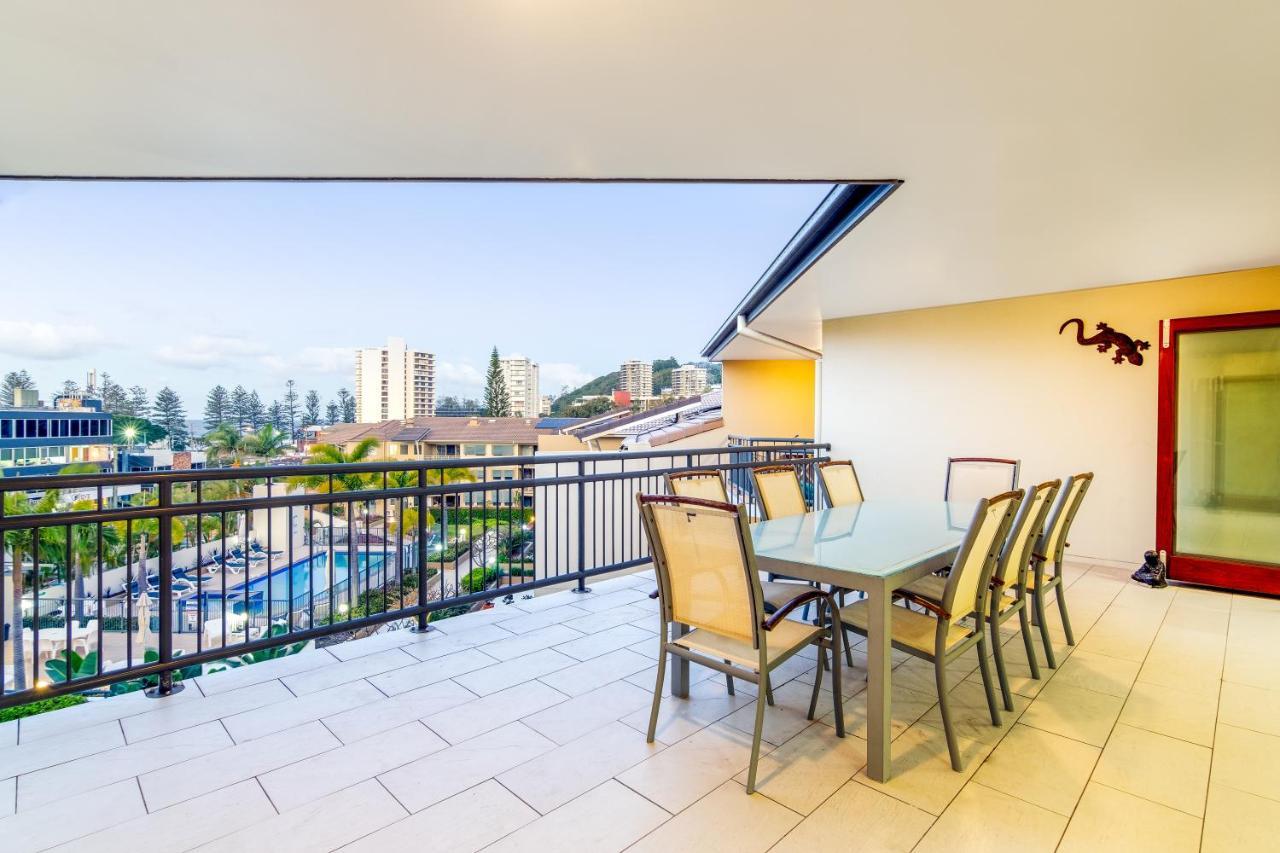 The Village Holiday Apartments At Burleigh Heads Gold Coast Exterior photo