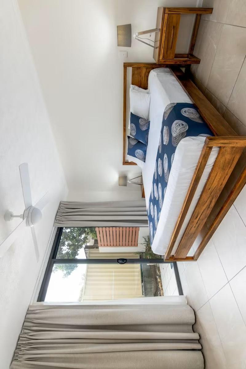 The Village Holiday Apartments At Burleigh Heads Gold Coast Exterior photo