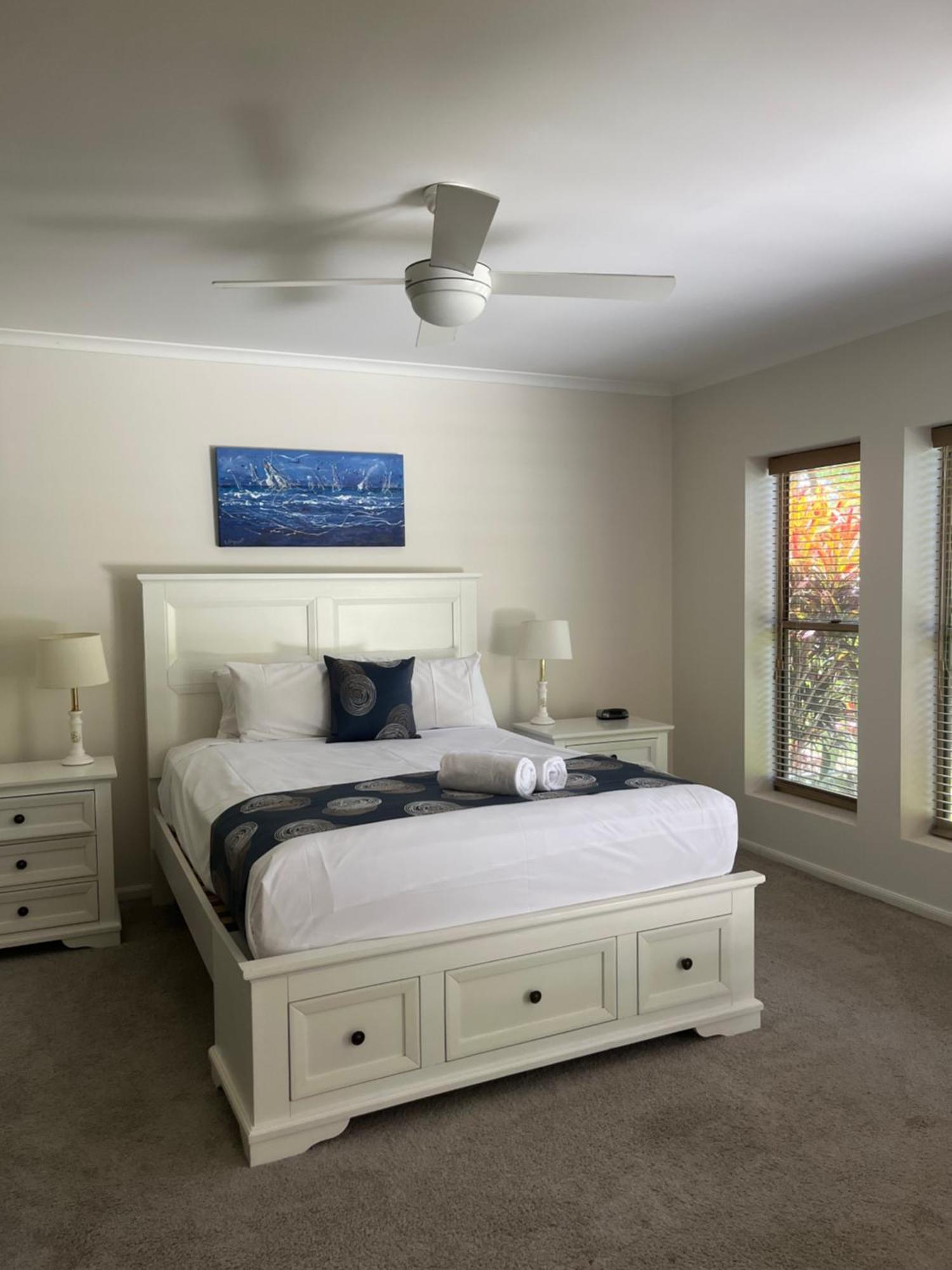 The Village Holiday Apartments At Burleigh Heads Gold Coast Exterior photo