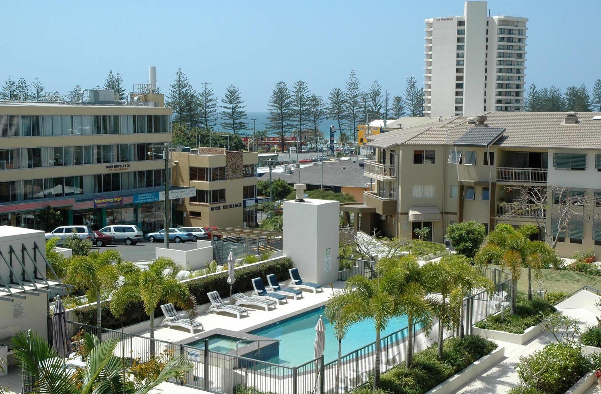 The Village Holiday Apartments At Burleigh Heads Gold Coast Exterior photo